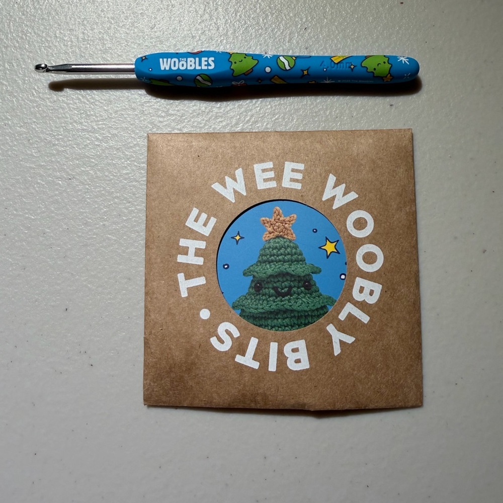 Woobles glitter Douglas the Fir pattern and hook only